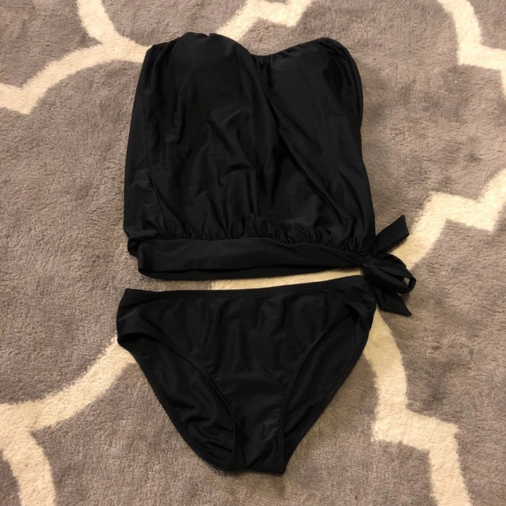 Bathing suit